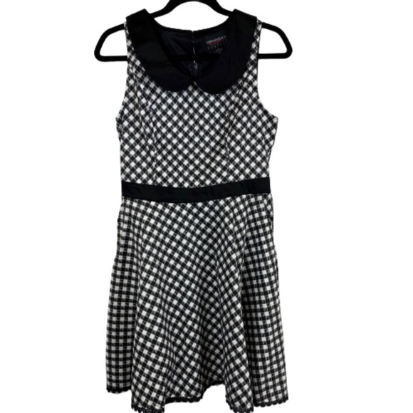 Hot Topic Dresses & Skirts - Orphan Black Hot Topic Dress Gingham Gun Pattern